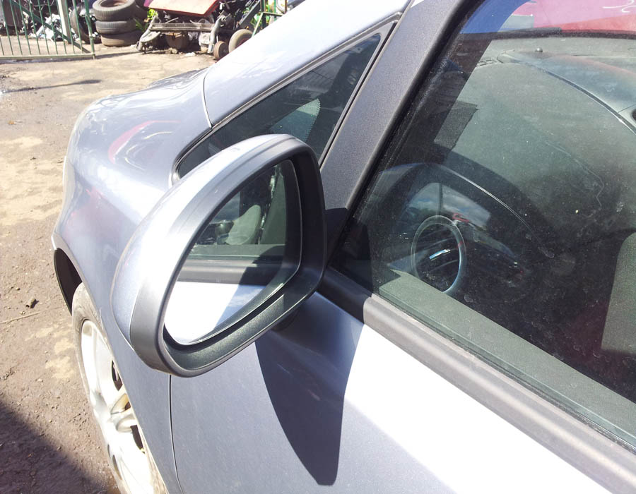 Vauxhall Corsa Design door-mirror-passenger-side-front-electric